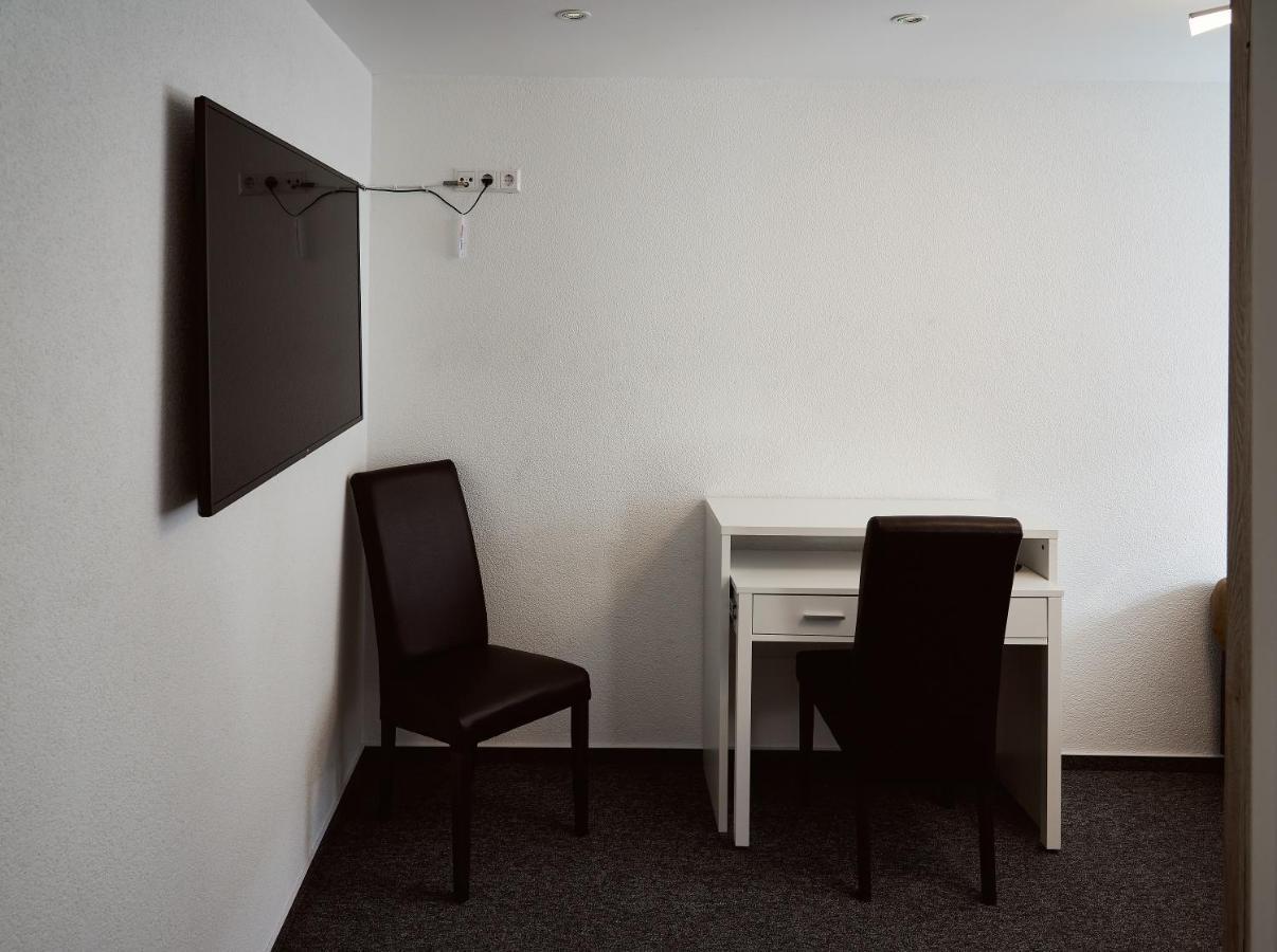 Boardinghouse Apart-Hotel Oberkochen Dış mekan fotoğraf